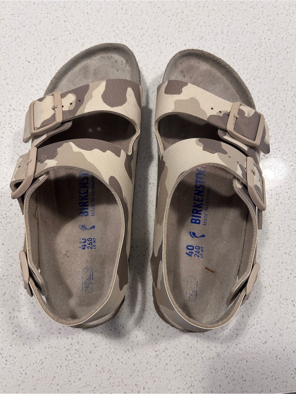 Birkenstock Arizona Camouflage Sandals in Beige and Brown sz 40